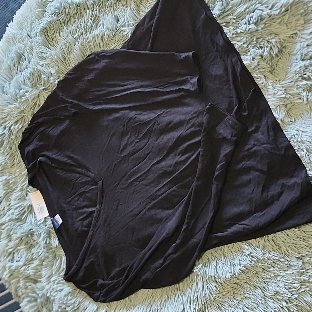 NWT! Luxe long sleeve t-shirt